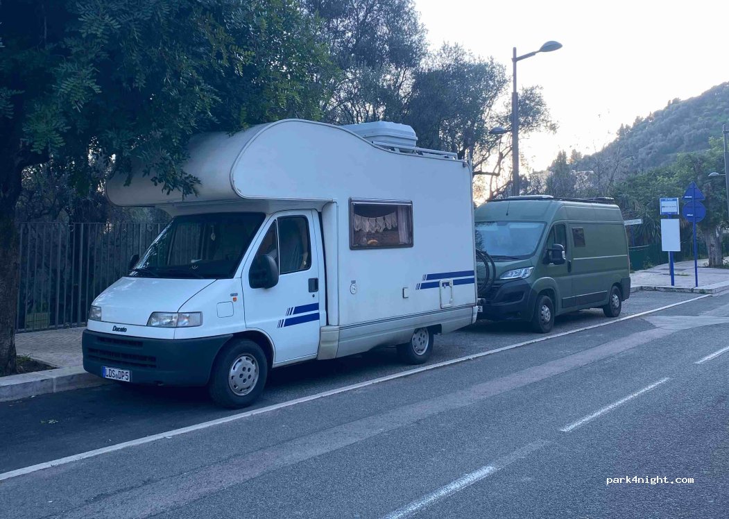(06500) Menton - 37 Boulevard de Garavan — foto
