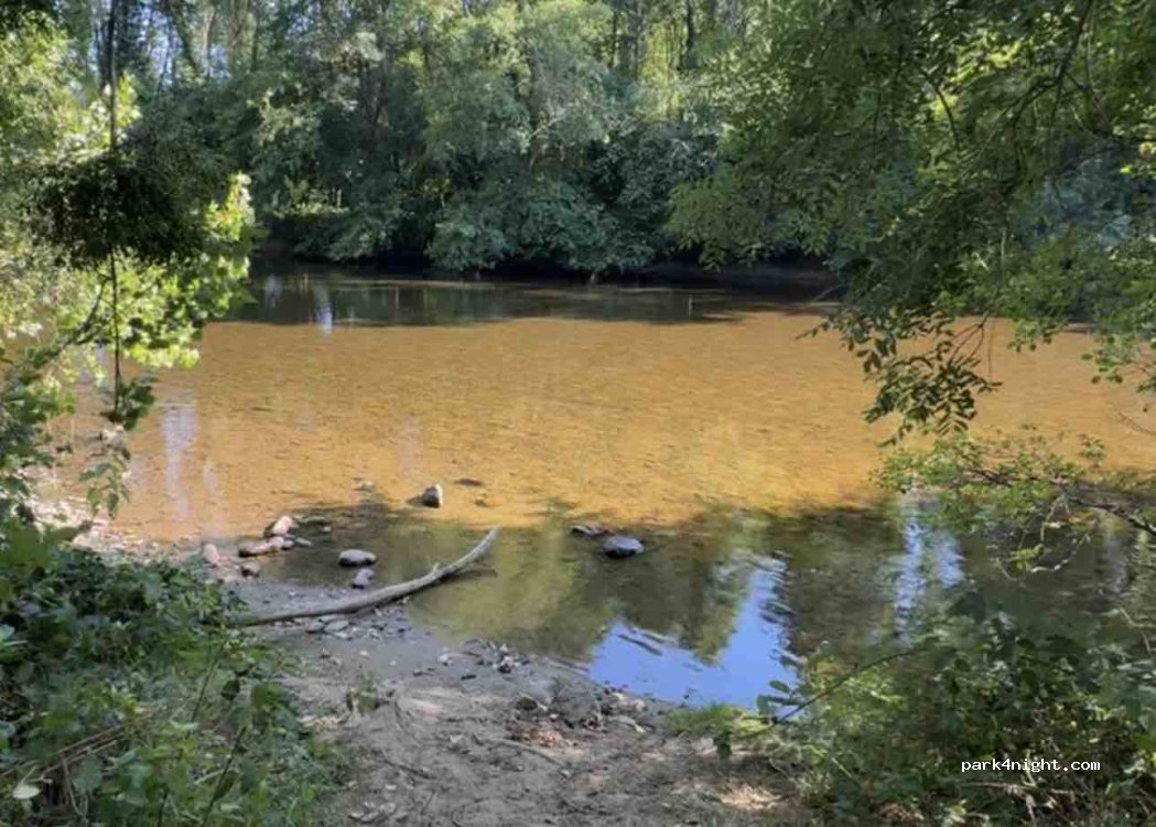 (03800) Saint-Bonnet-de-Rochefort - — foto 4