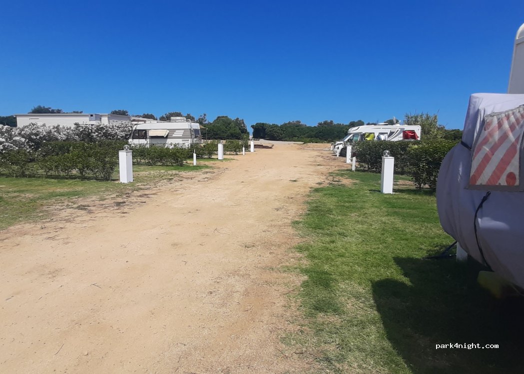Area sosta camper I FARAGLIONI — foto 2