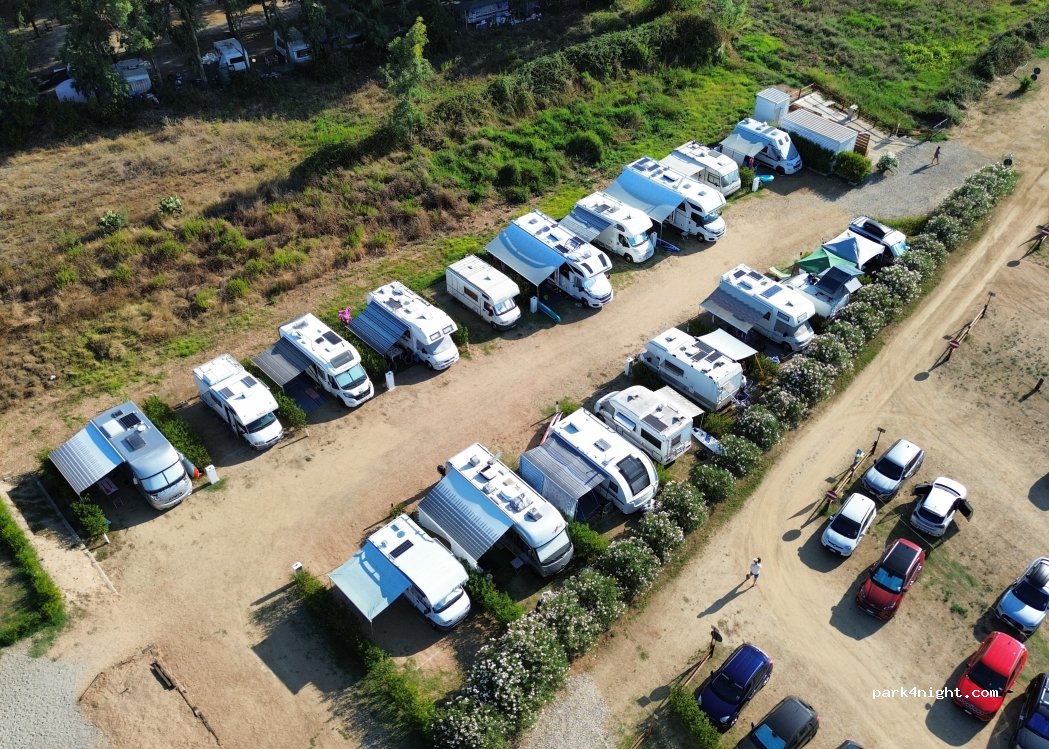 Area sosta camper I FARAGLIONI — foto 5