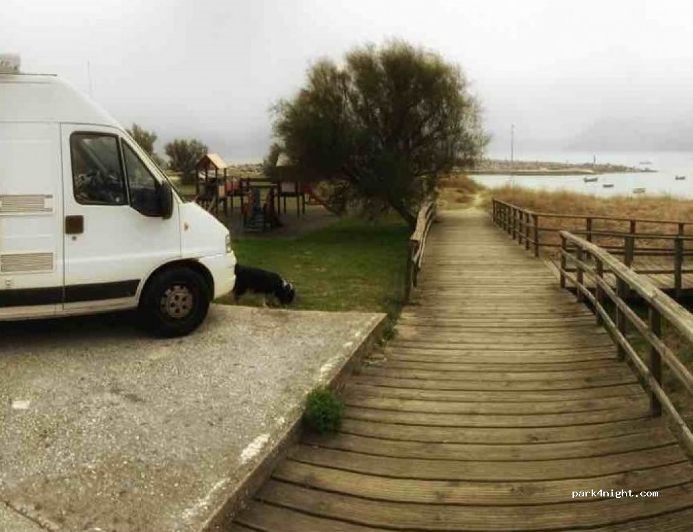 (15337) O Porto de Bares - 1 Rúa Praia — foto 3