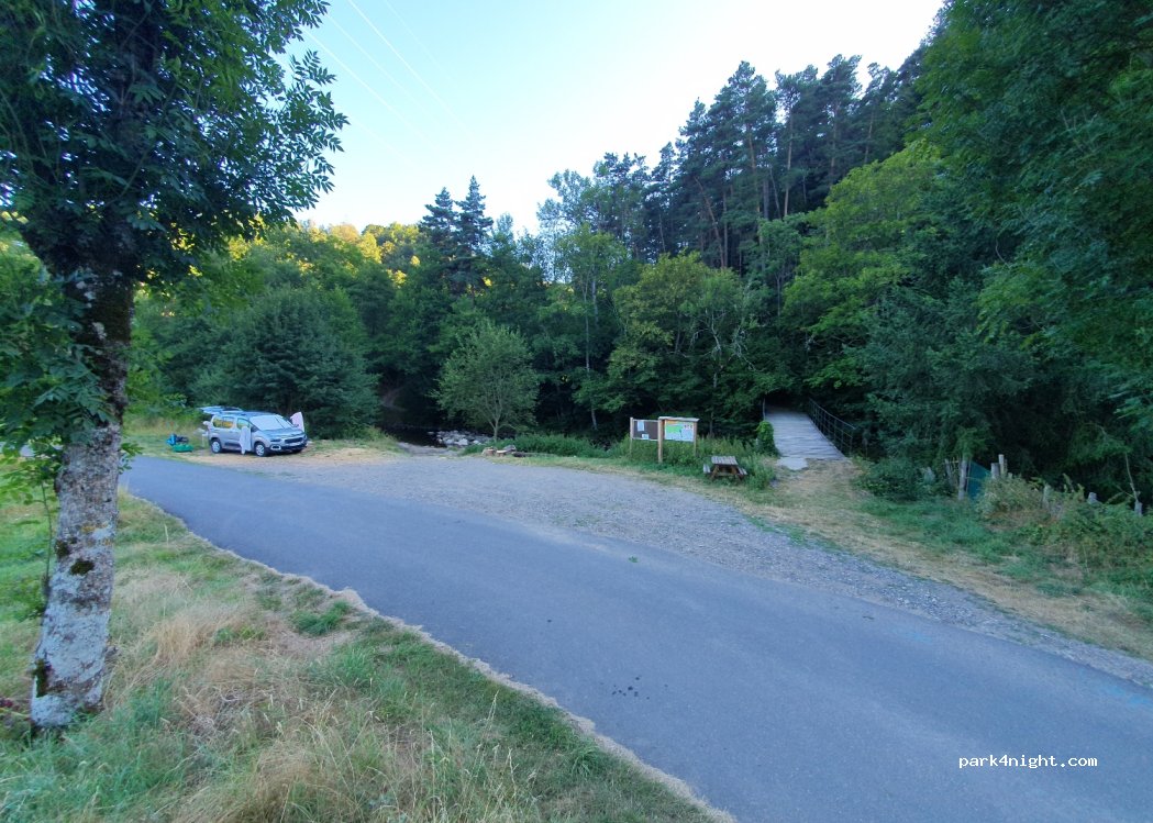 (43200) Yssingeaux - 1185 Le Chambonnet — foto