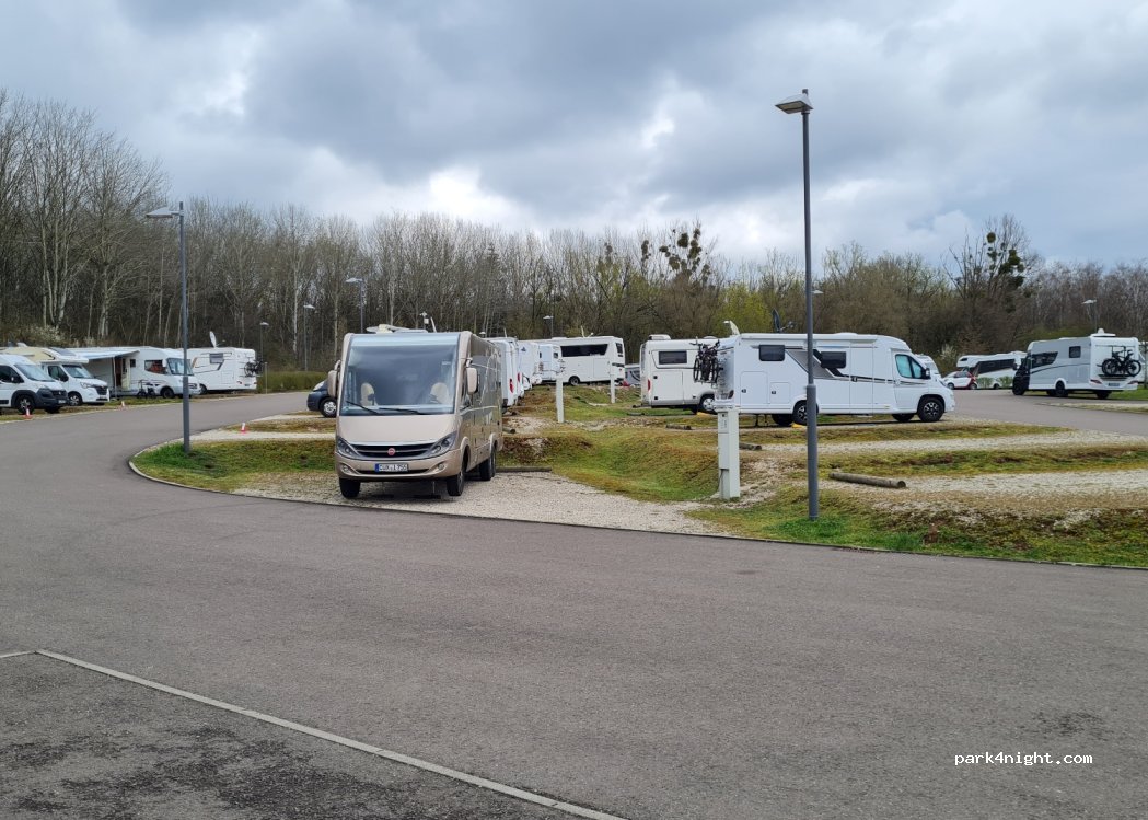 (66271) Kleinblittersdorf - Zum Bergwald 8 — foto 4