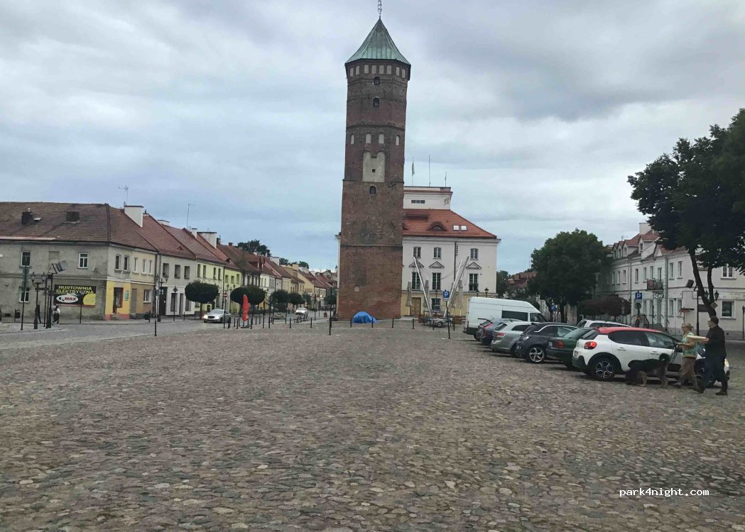 (06-100) Pułtusk - 25 Rynek — foto