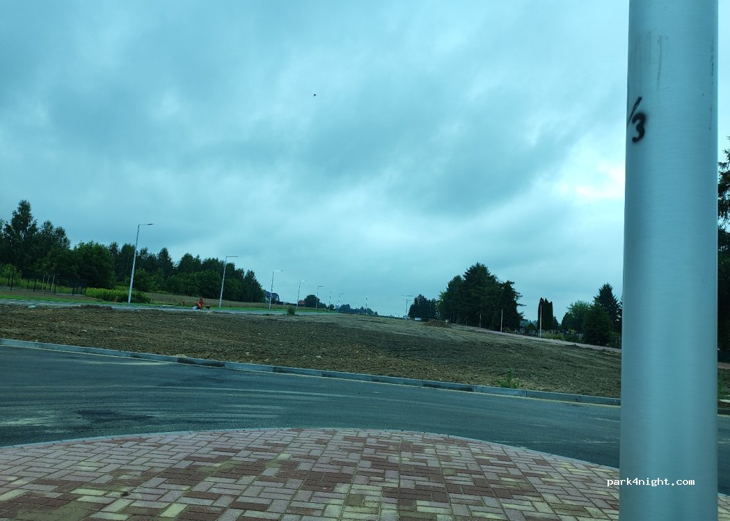 (21-047) Świdnik - 13 Chryzantemowa — foto 2