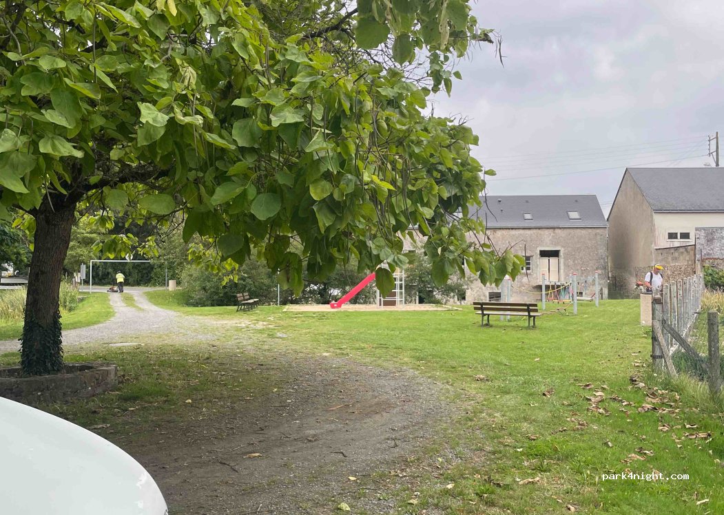 (37130) Mazières-de-Touraine - 6 Rue du Stade — foto 2