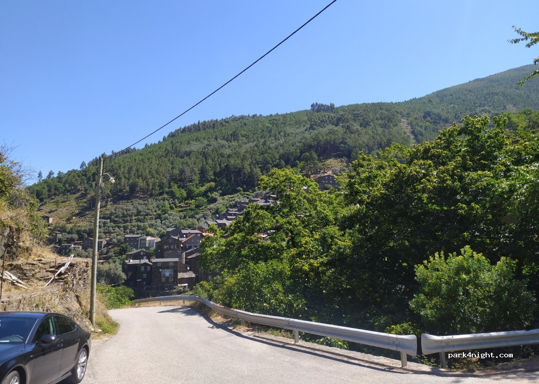 (6285) Piodão - Unnamed Road — foto