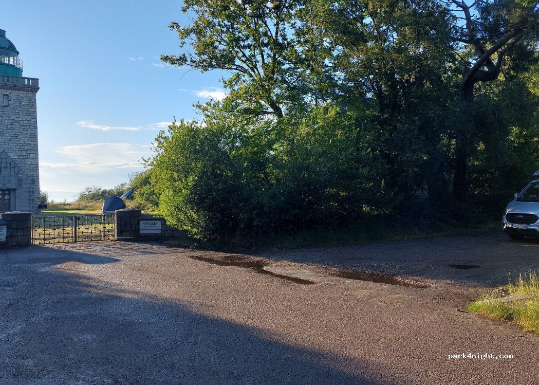 (76119) Sainte-Marguerite-sur-Mer - Route du Phare d'Ailly — foto 4