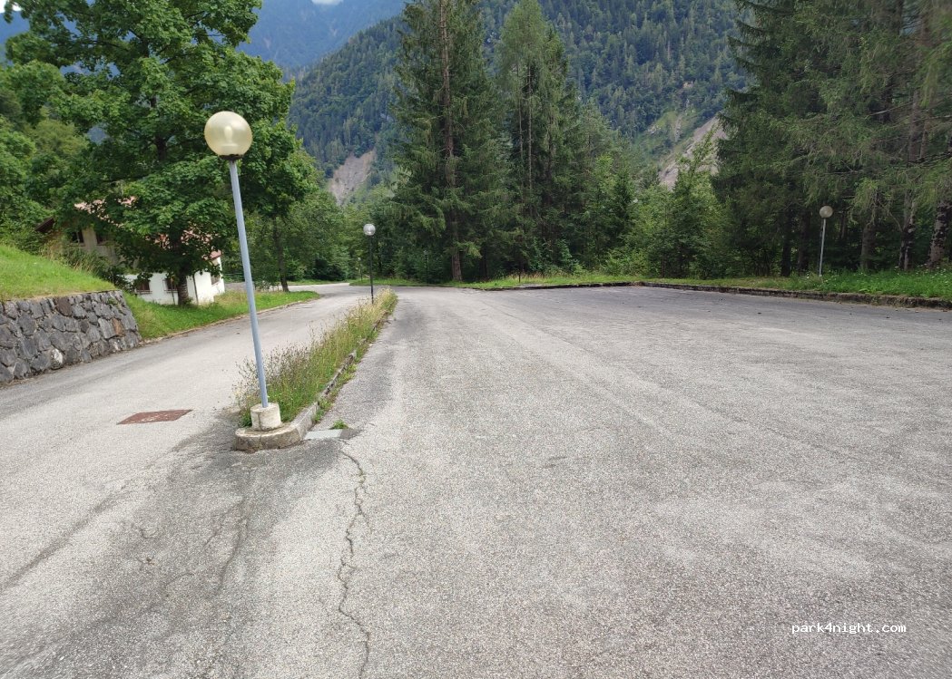 (33020) Prato Carnico - Unnamed Road — foto 3
