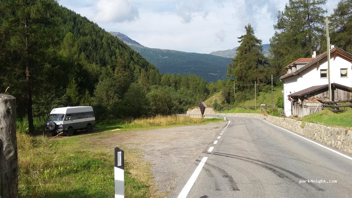 (39027) Curon Venosta - Klösterli — foto