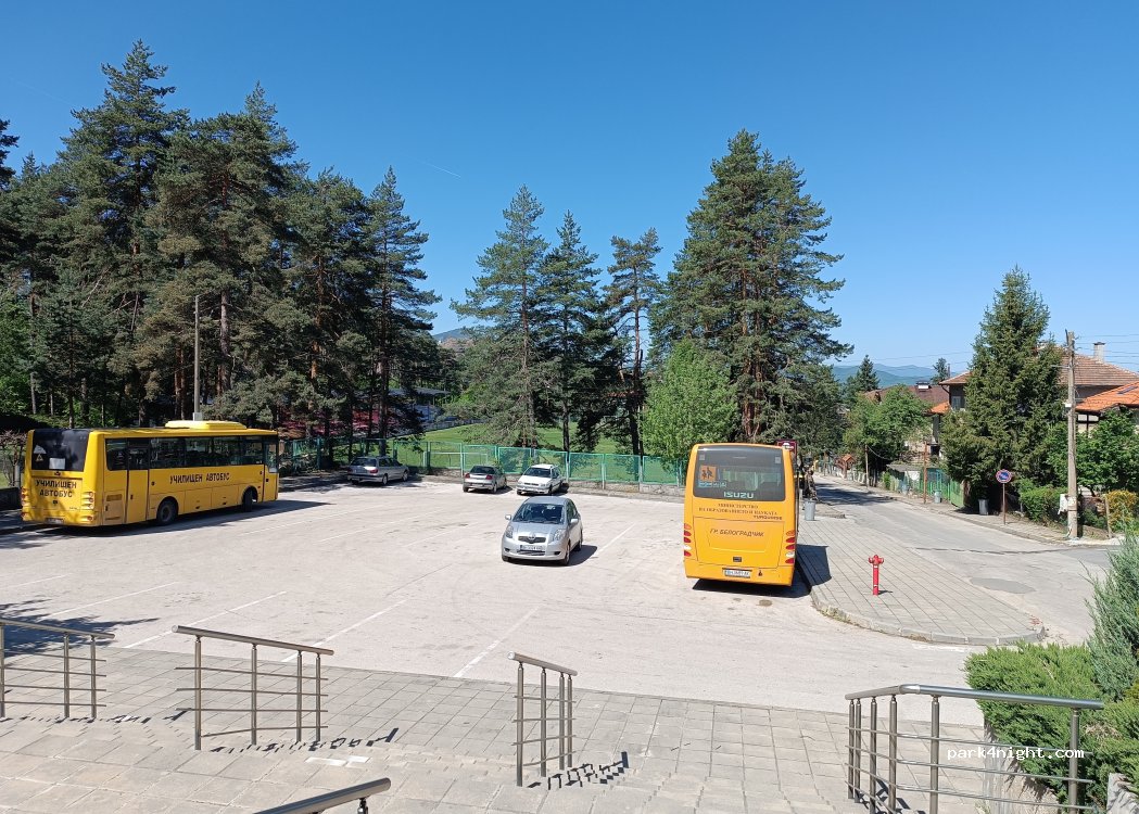 (3900) Belogradchik - 17 улица Васил Левски — foto 4