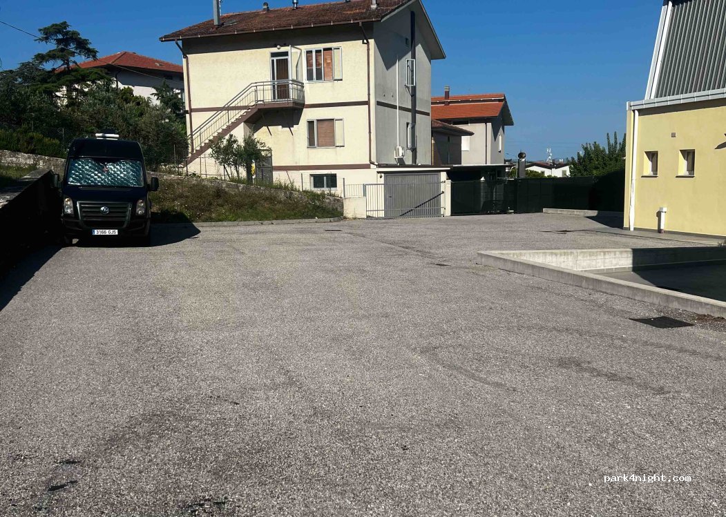 (61010) Tavullia - 6 Strada San Lorenzo Martire — foto