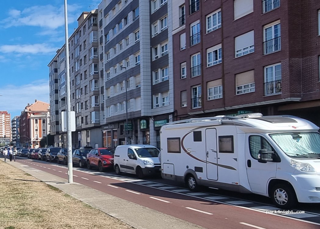 (33207) Gijón - 11 Calle Sanz Crespo — foto 2