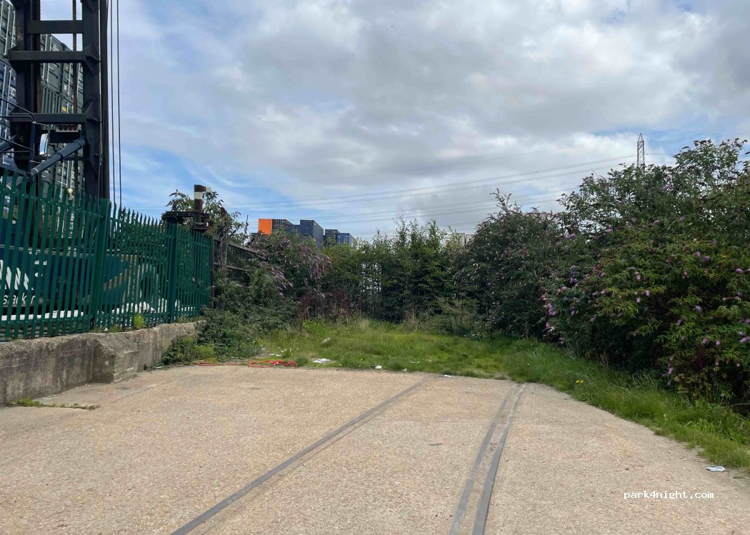 (SO40 9GG) Totton - 104 Eling Lane — foto