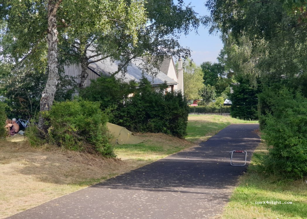 (15170) Neussargues en Pinatelle - 2 Lotissement le Couderc — foto