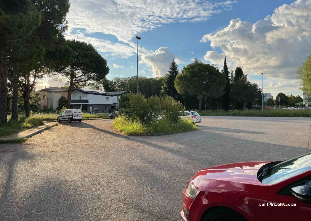(31100) Treviso - 7 Via Santa Barbara — foto