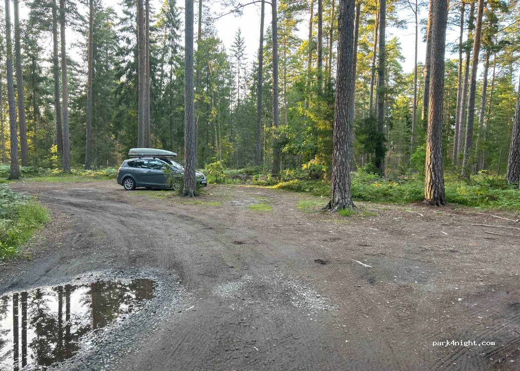 (566 35) Habo - Unnamed Road — foto