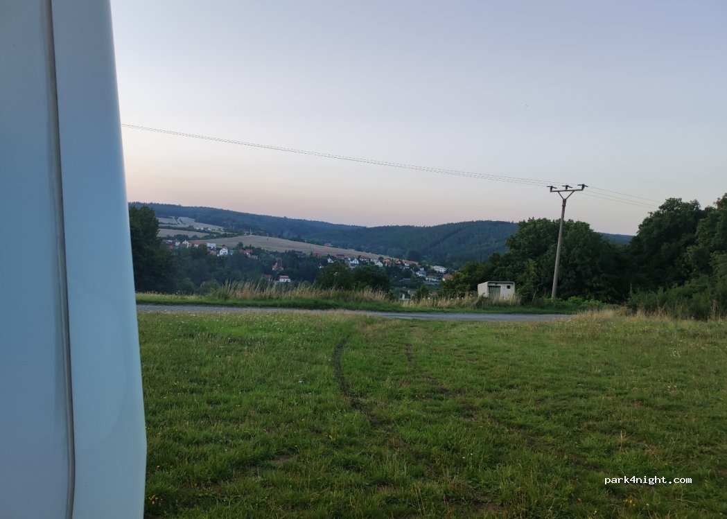 (281 67) Stříbrná Skalice - osada Čapík — foto 3