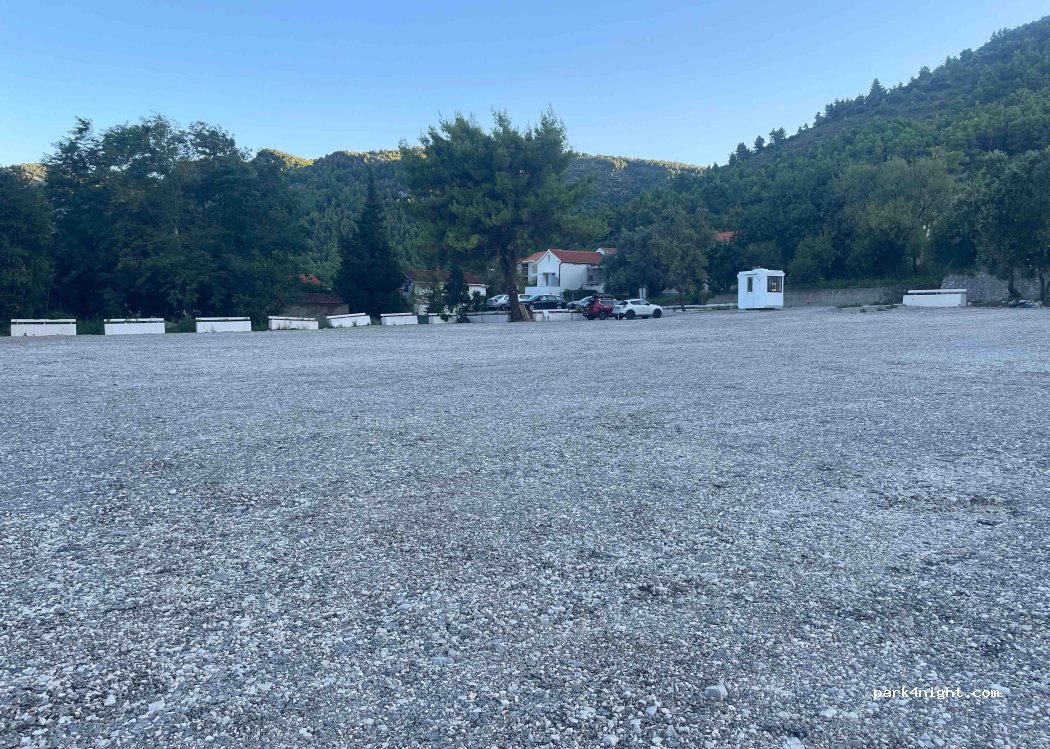 (20247) Žuljana - Unnamed Road — foto