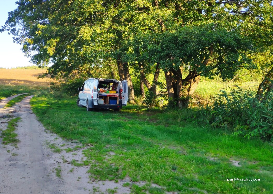 (78-400) Parsęcko - — foto