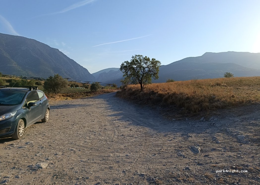 (25794) Organyà - Unnamed Road — foto