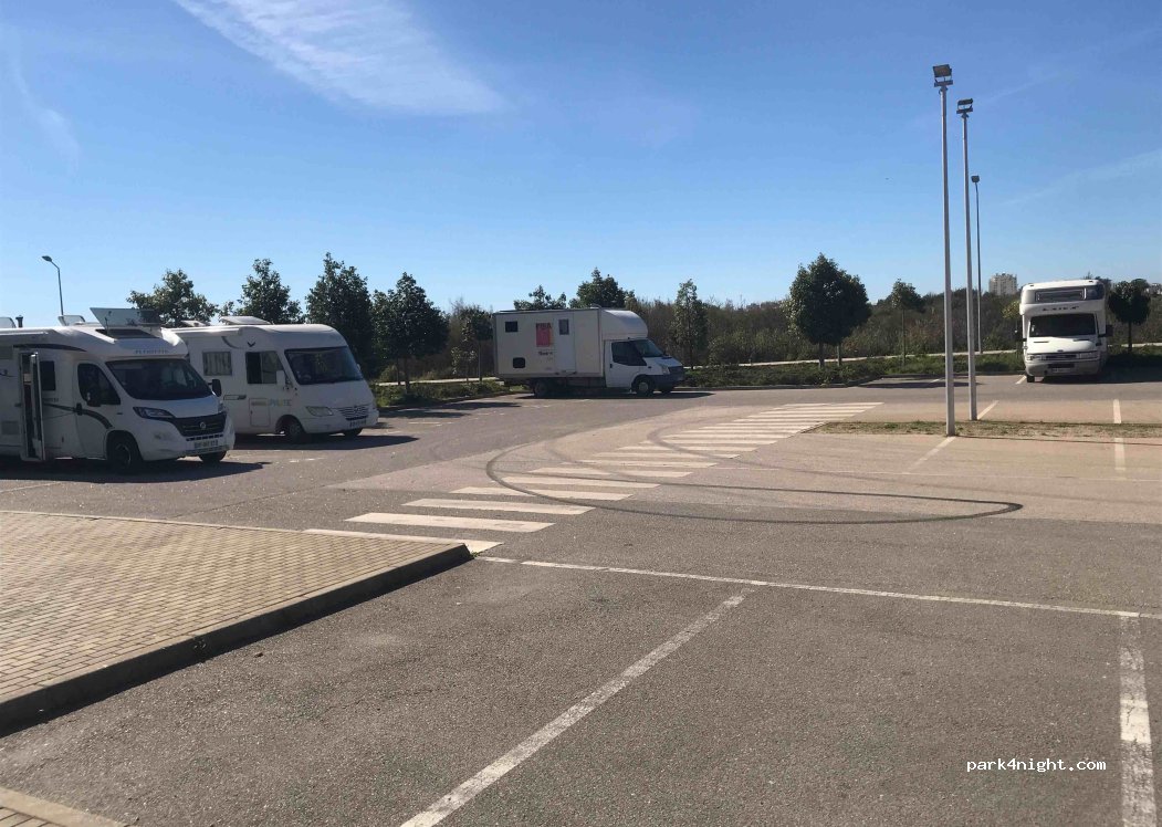 (8400) Ferragudo - 15 Rua Infante Dom Henrique — foto 4
