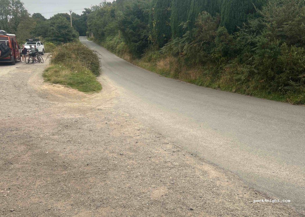 (TR4 8GX) Truro - Unnamed Road — foto