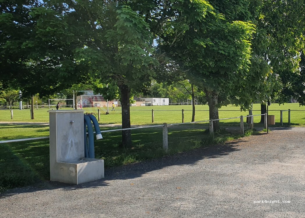 (81350) Valderiès - 3 Place de la Mairie — foto 3