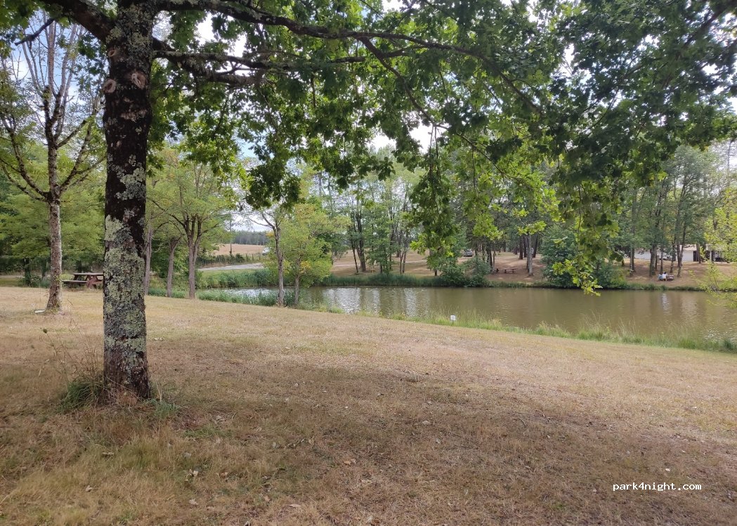 (33230) Saint-Christophe-de-Double - Unnamed Road — foto