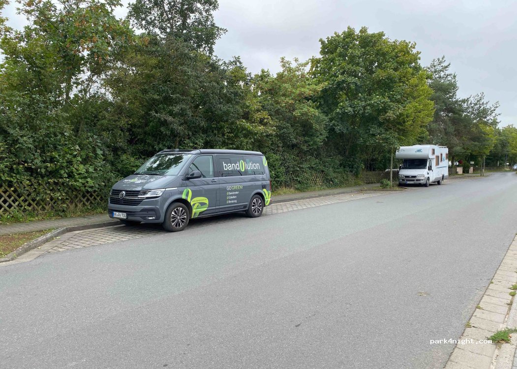 (64347) Griesheim - 49 Willy-Brandt-Allee — foto