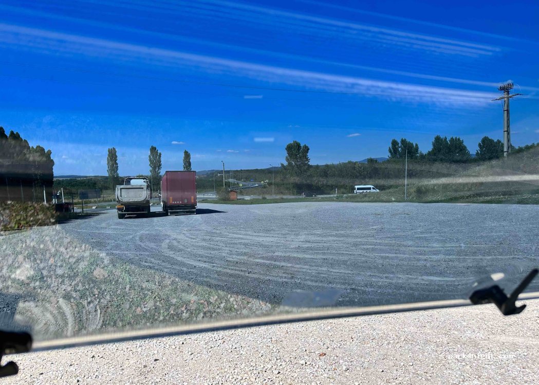 (417455) Sîmbăta - 269 DN76 — foto