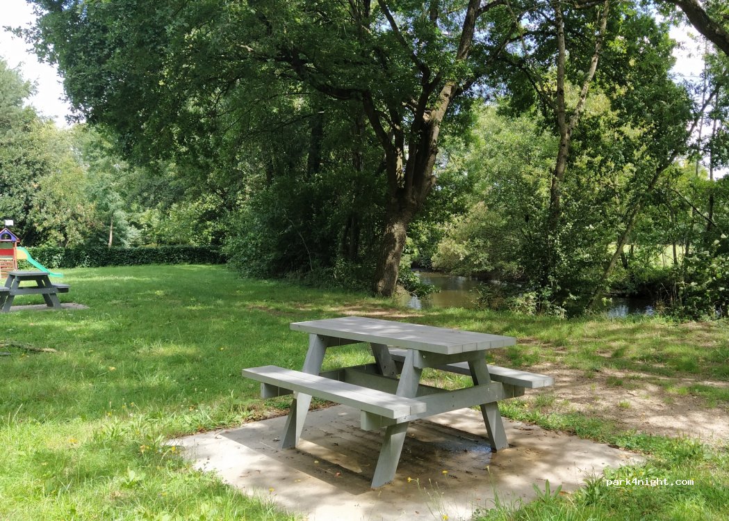 (35620) Ercé-en-Lamée - Unnamed Road — foto 2