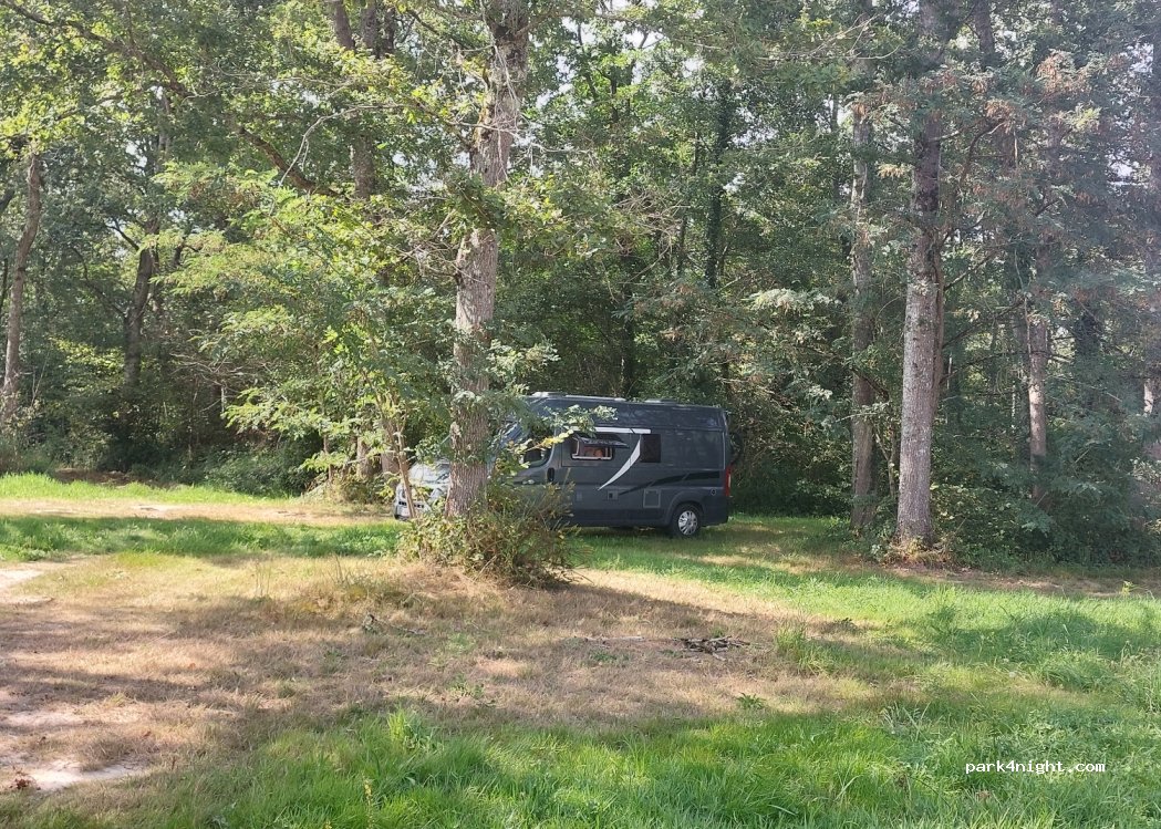 (64150) Lahourcade - 6 Chemin de Suberbie — foto
