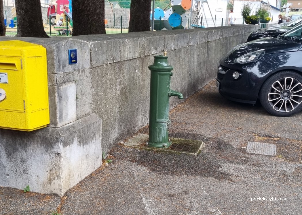 (64440) Laruns - 9 Rue du Foirail — foto