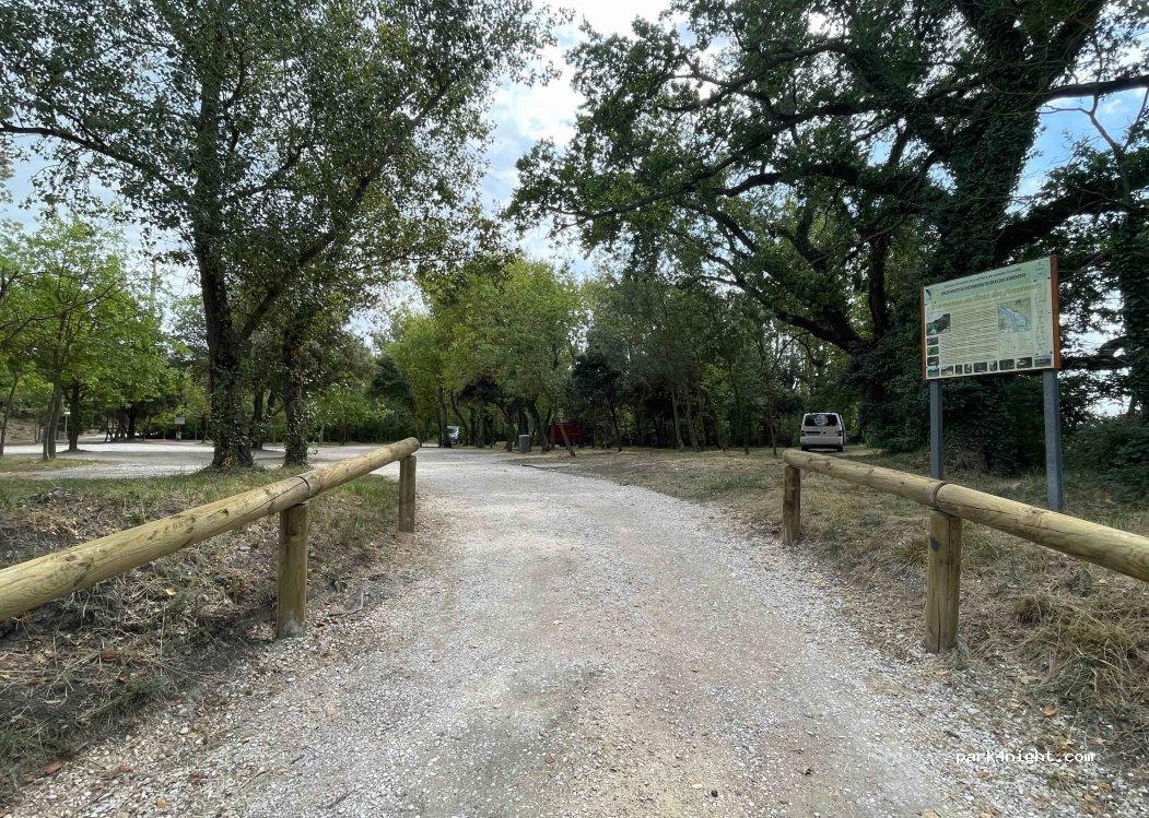 (84700) Sorgues - 2648 Chemin Ile d'Oiselay — foto 3
