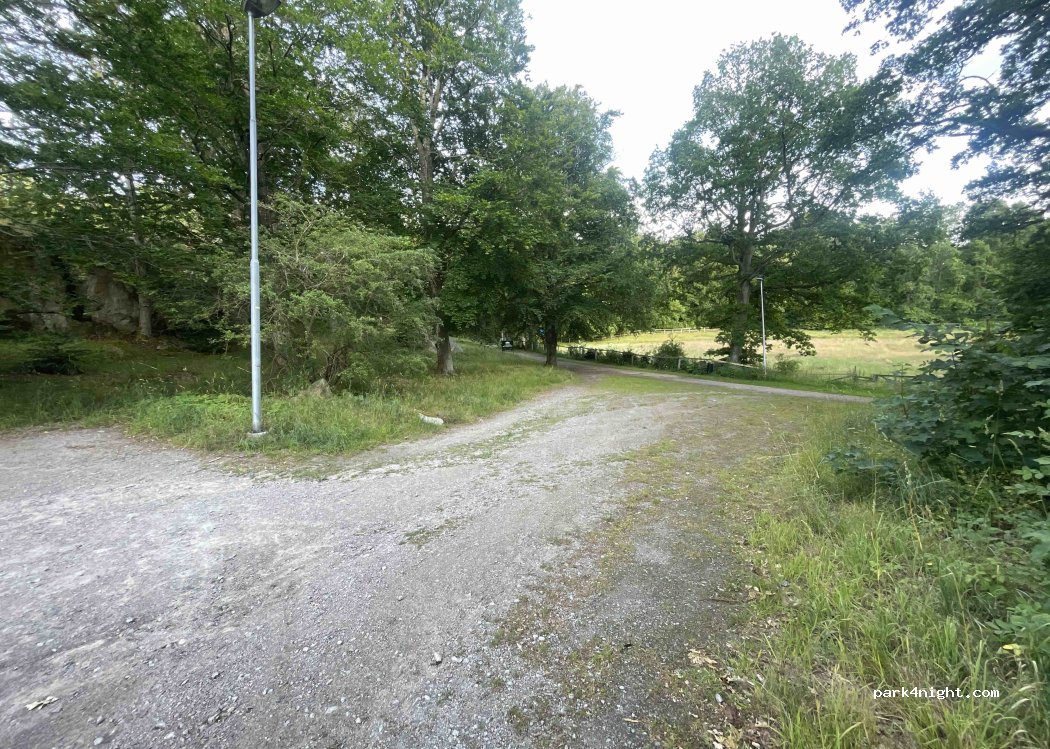 (372 36) Ronneby - 28 Bålebrovägen — foto 2