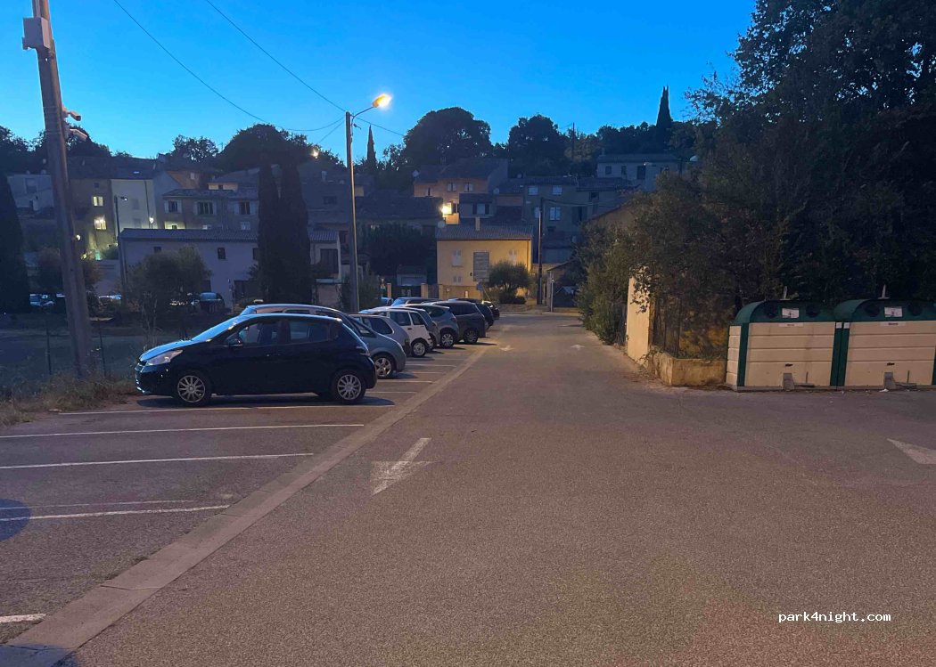 (83170) La Celle - 67 Traverse Sainte Marthe — foto