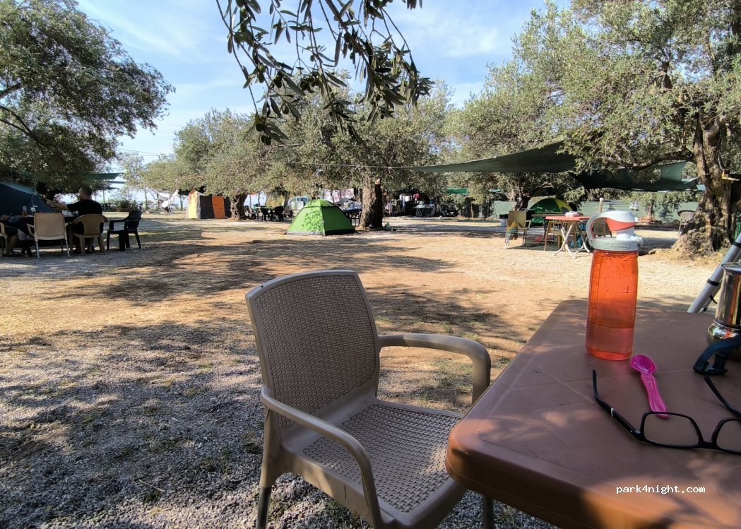 Assos 17 Camping | Beach & Karavan & Kamp — foto