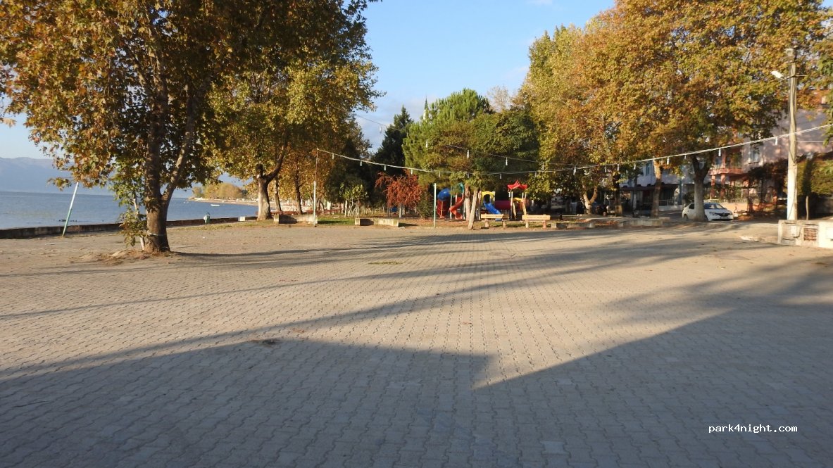 (16860) Iznik - İznik Orhangazi Yolu — foto 2