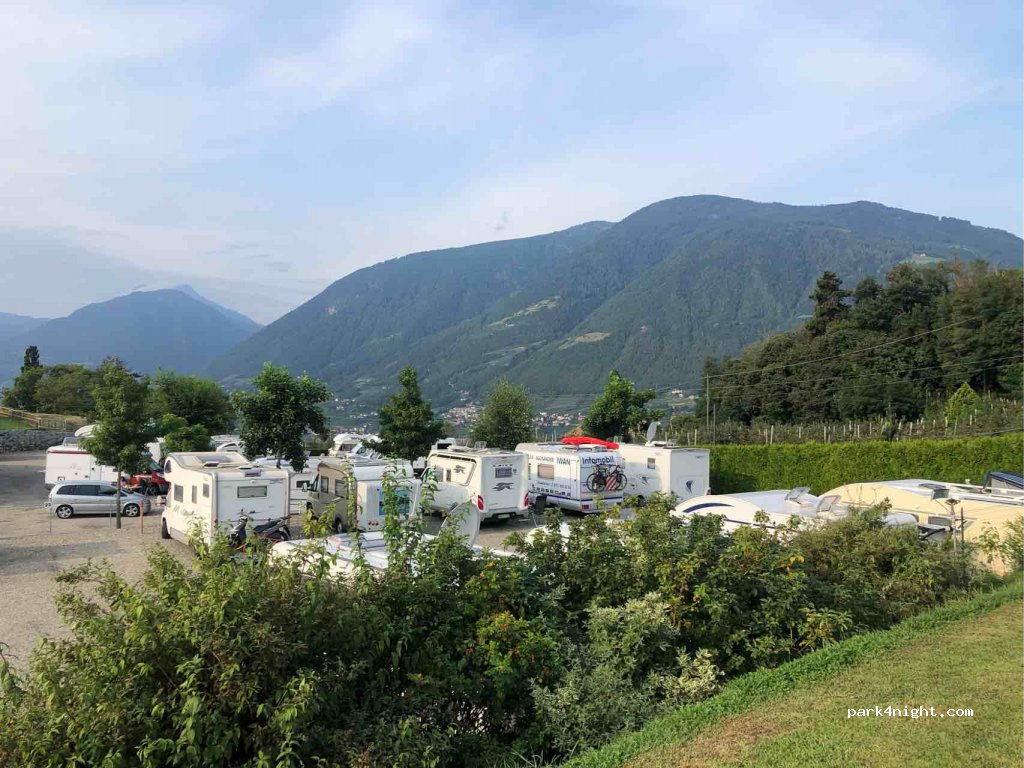 (39019) Dorf Tirol - 26 Segenbühelweg — foto