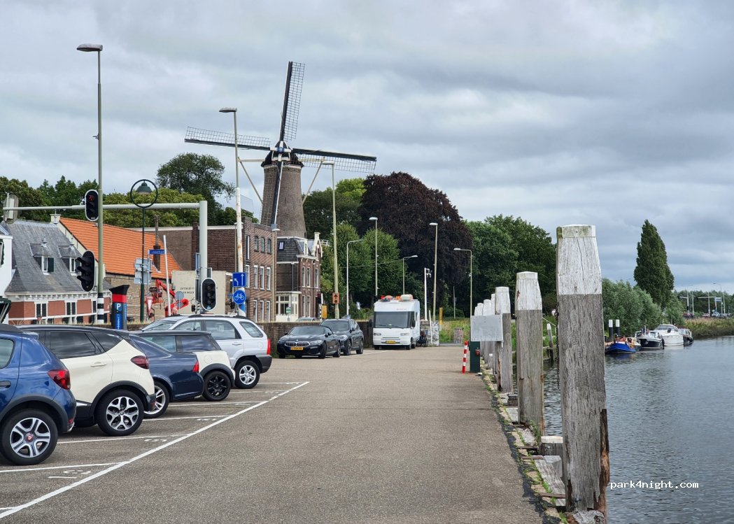 (2801 RB) Gouda - — foto