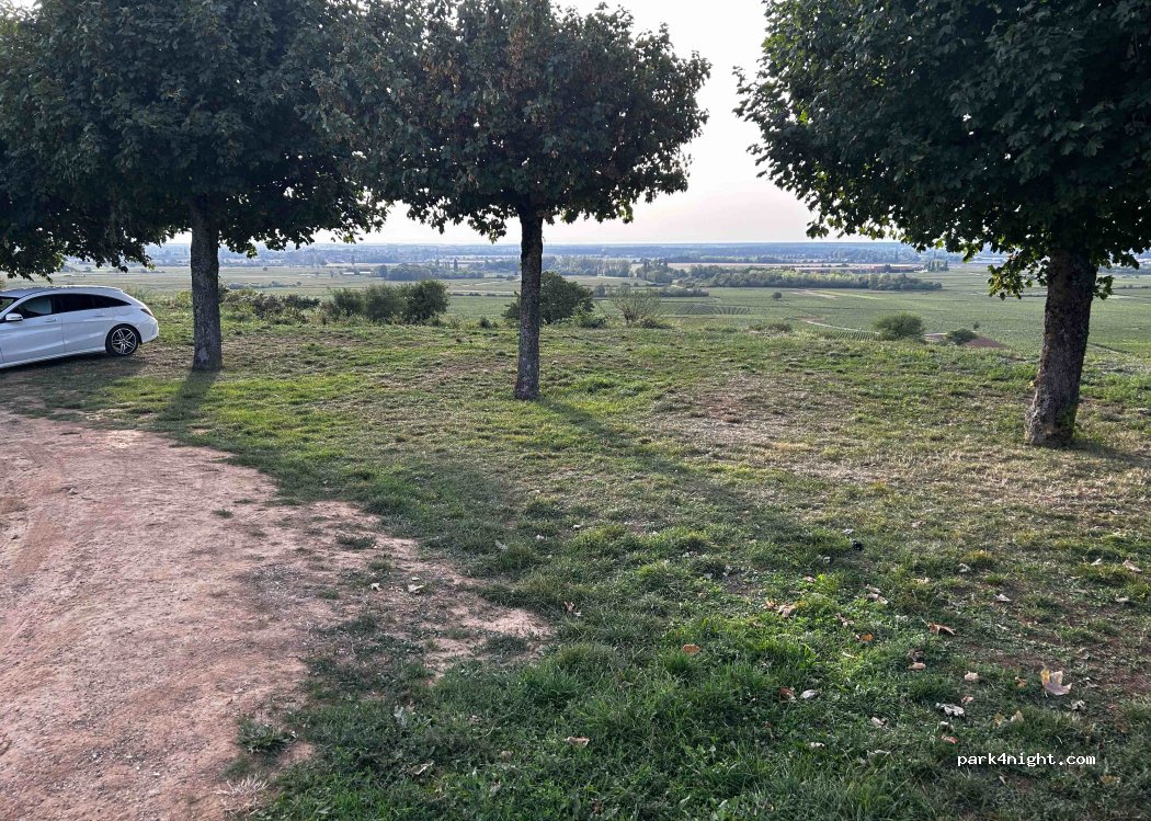 (21190) Meursault - Unnamed Road — foto 2