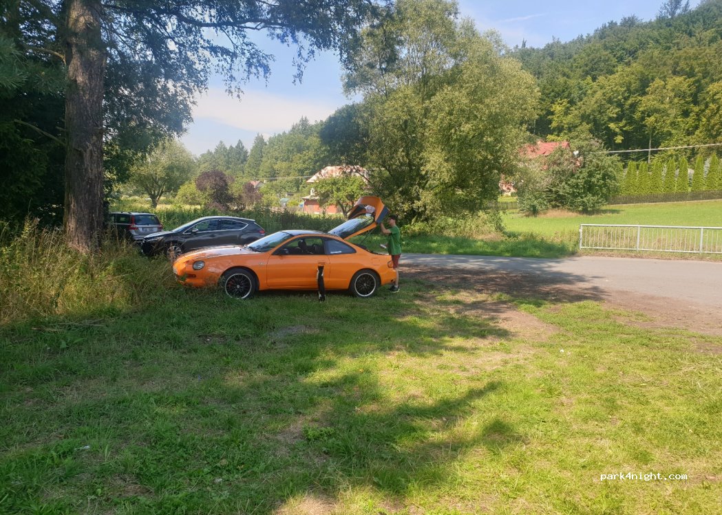 (783 24) Luká - — foto 2