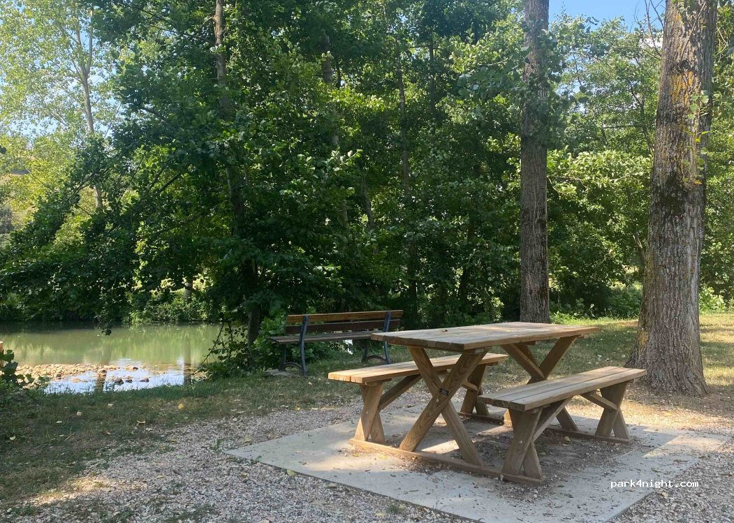 (12630) Agen-d'Aveyron - 18 Chemin de la Loubière — foto 2