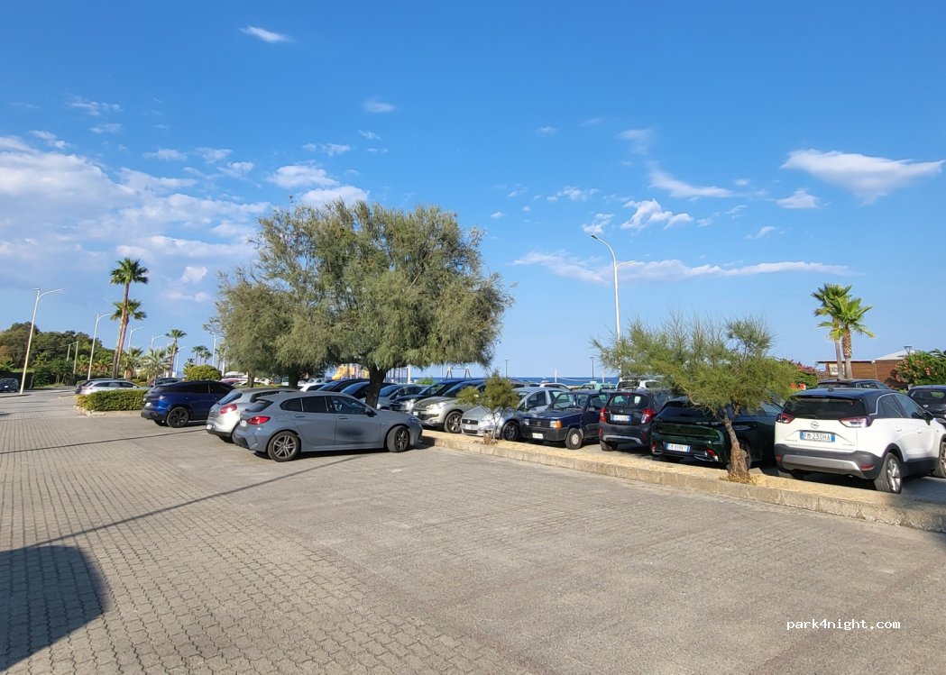 (89044) Locri - Via Lungomare 94 — foto