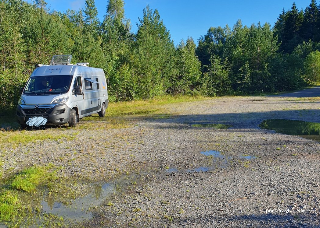 (817 93) Hamrångefjärden - Råhällanvägen — foto
