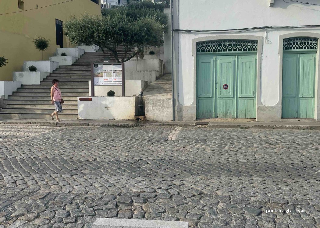 (5085-037) Pinhão - 23A Rua António Manuel Saraiva — foto