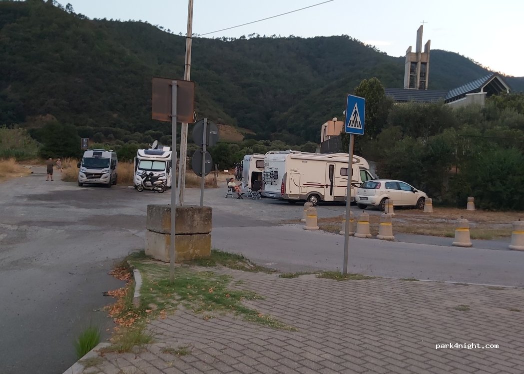 (17011) Albisola Superiore - 55 Via Lino Saettone — foto 2