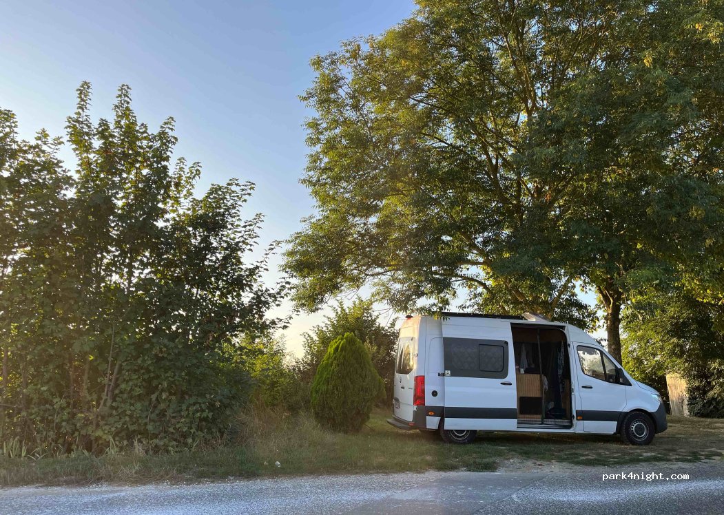 (60300) Mont-l'Évêque - 20 Route de Nanteuil — foto 3