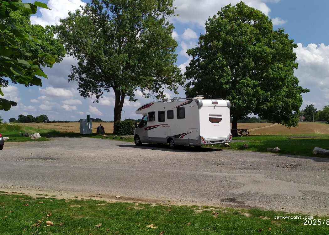 (60300) Mont-l'Évêque - 20 Route de Nanteuil — foto 4
